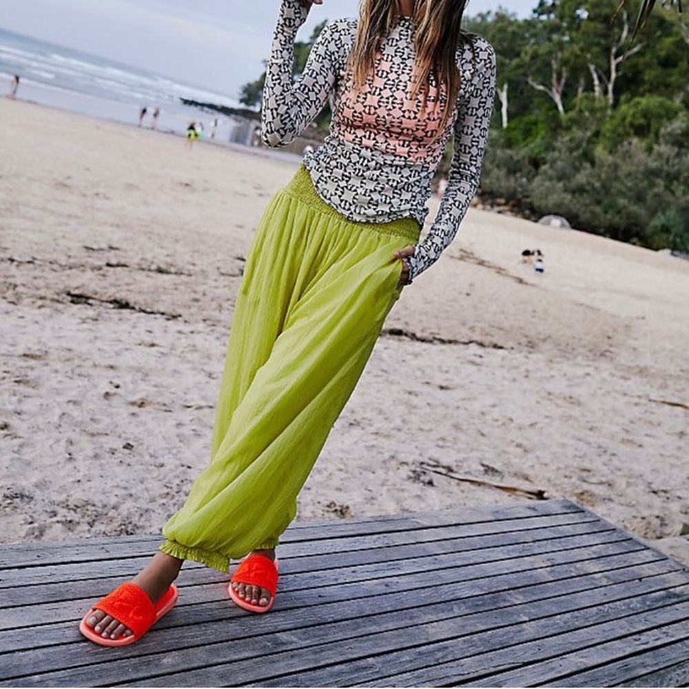 Free People lime green causal wear pant